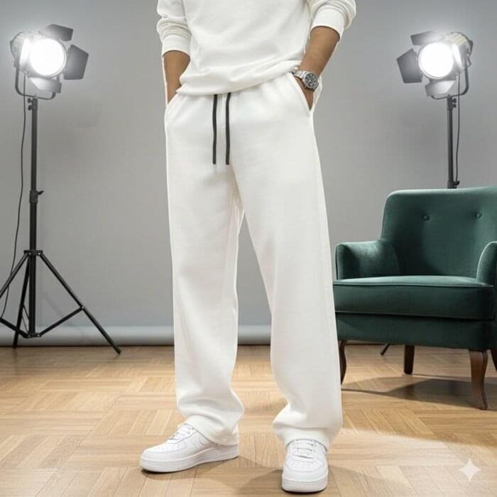 WhatsApp Image 2025-11-19 at 00.32.36 Men’s Winter Wide Leg Sweatpants – White | IZO Store